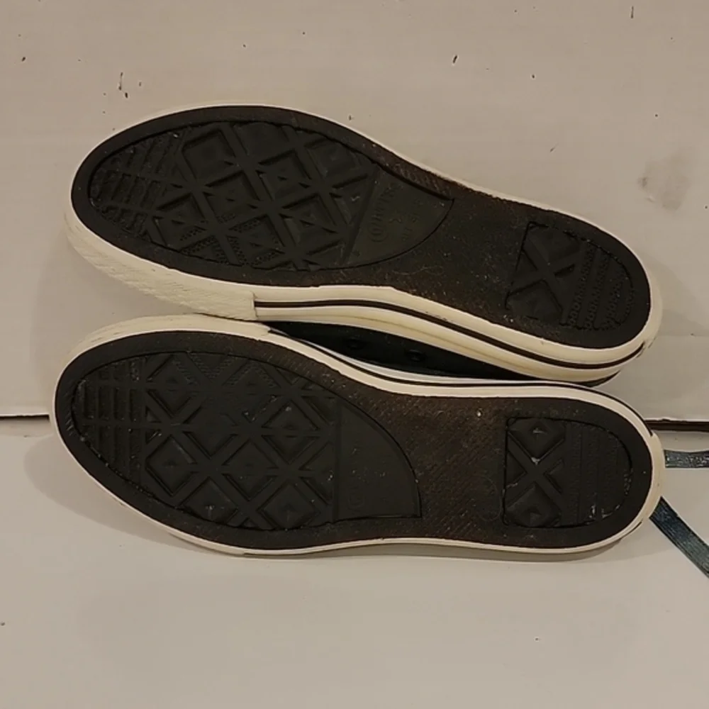 CONVERSE DARK BLUE‎ SPARKLE DOUBLE TONGUE SNEAKERS (sz 3)